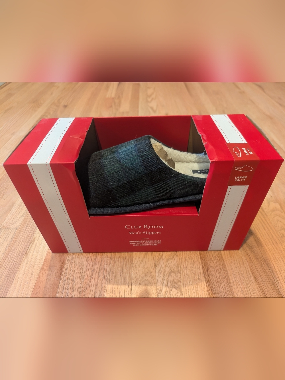 NWT Men's Plaid Slip-On Slippers